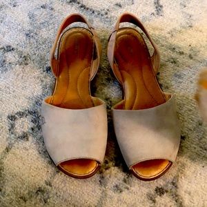 Born Trang Leather Sandals